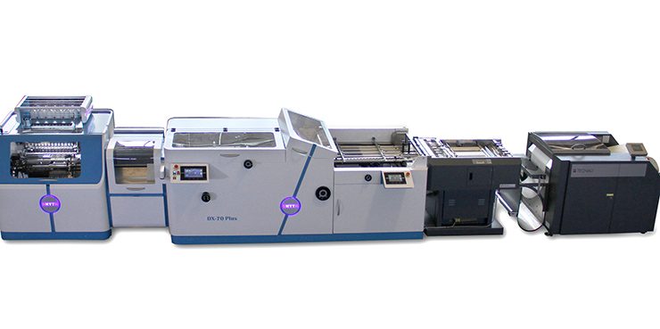 Roll-fed folding and sewing system from Tecnau and Smyth