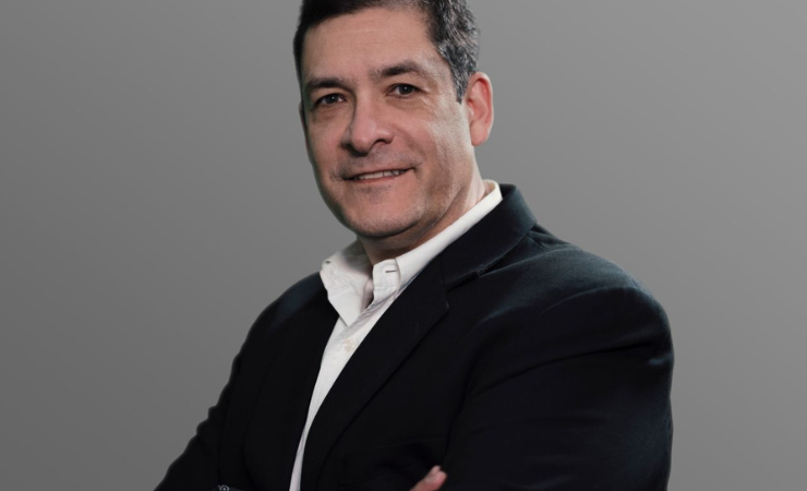 Canon's Rolando Martinez