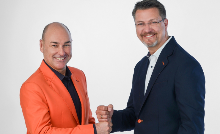 Daniel Slomka (L) and Nils Andreas Honscha