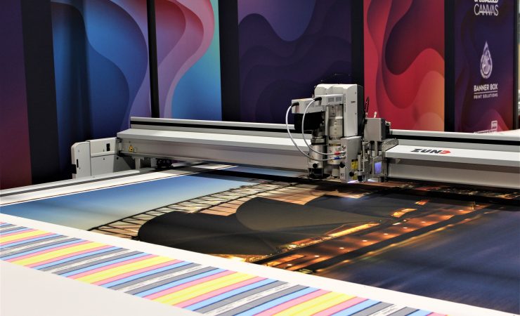 Specialised Canvas installs second Zünd cutter