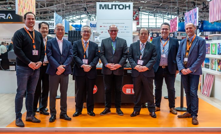 Graphtec fills wide-format portfolio with Mutoh deal