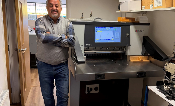 Payam Azadi with the Mohr 66 Plus guillotine