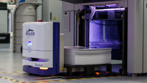 The Ŝharko5 autonomous mobile robot from HP and MoviĜo