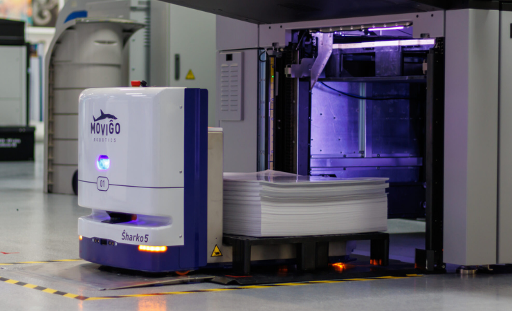 The Ŝharko5 autonomous mobile robot from HP and MoviĜo