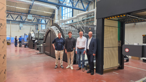 The team from Friedrich Pustet with the HP PageWide Web Press T490