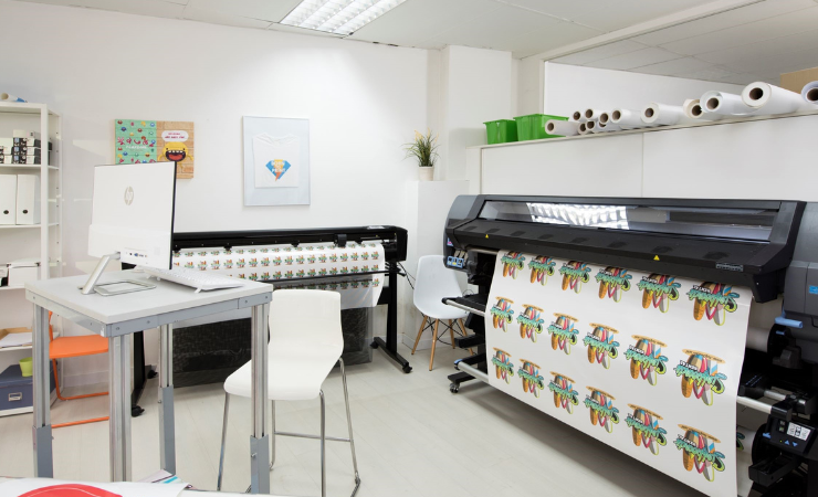 Effective Imaging now operates two HP Latex 335 printers