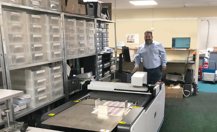 Party Décor increases production with upgraded digital cutting table